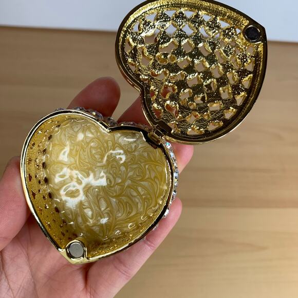 Fashion Jewelry Boxes Metal Jewelry Case Trinket Box Heart Shaped Casket - Picture 2 of 15